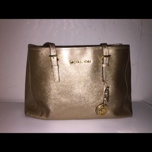 Michel Kors gold purse (dust bag included!)